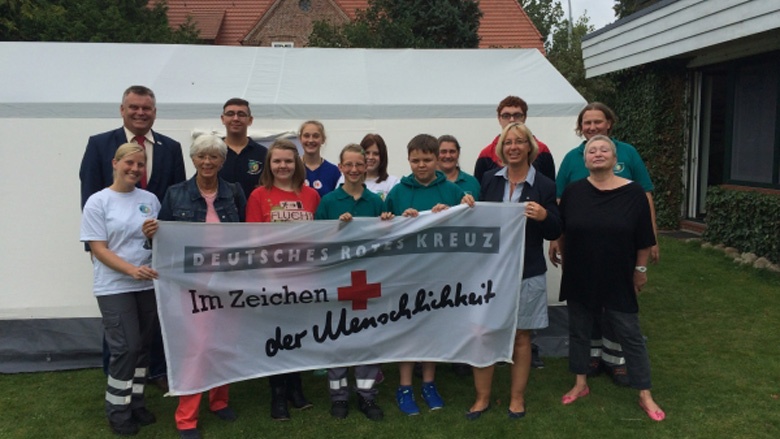 Anschließend traf man sich im Zelt zum gemütlichen Nachmittagskaffee